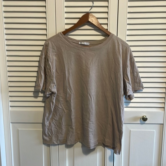 Zara l T-Shirt - Picture 1 of 3